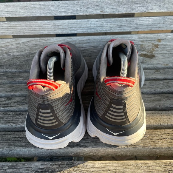 Hoka one bondi 6 men’s athletic shoes - Picture 2 of 6